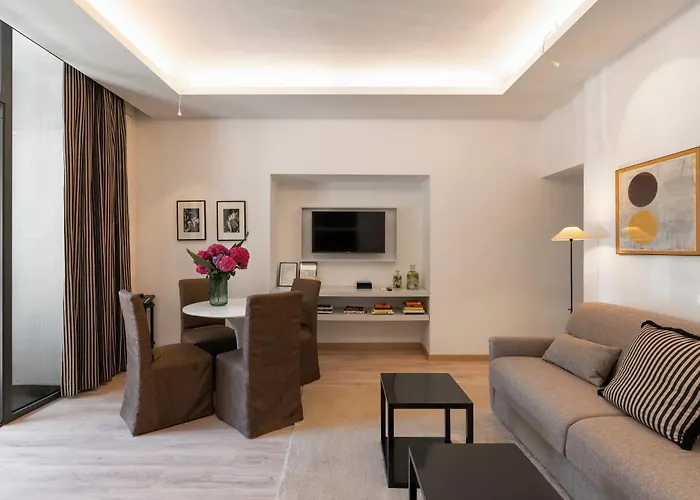 Margutta Mews